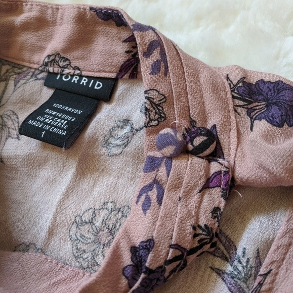 TORRID boho floral print blouse pink purple xl plus 1 1x - Picture 5 of 6
